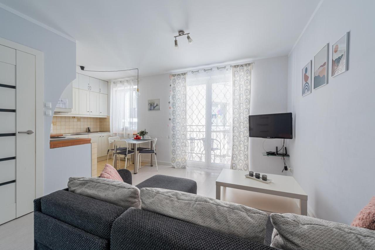 קולובז'ג Apartament Z Balkonem Przy Latarni 150M Od Morza מראה חיצוני תמונה
